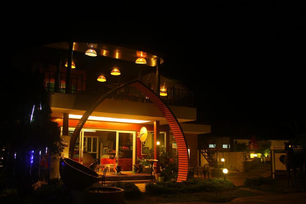 Fullhouse Resort Mae Suai Habitación foto